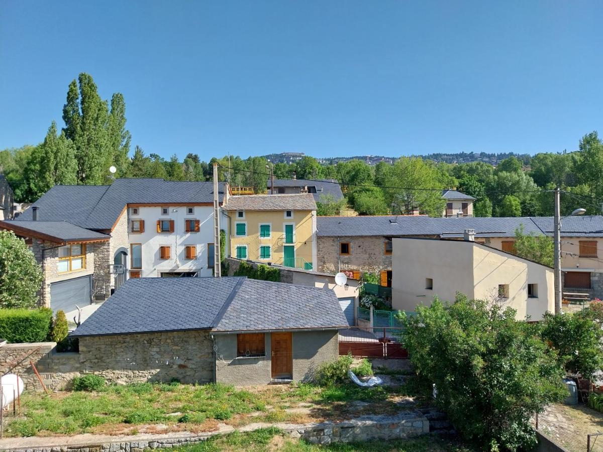 Hotel L'Oustalet Font-Romeu-Odeillo-Via Exterior photo